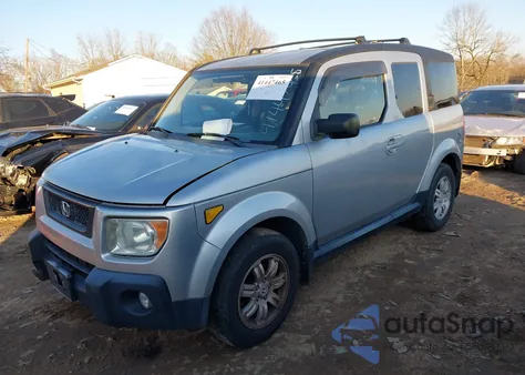 2006 Honda Element Ex-P z USA, uszkodzony, nr VIN 5J6YH28706L023885